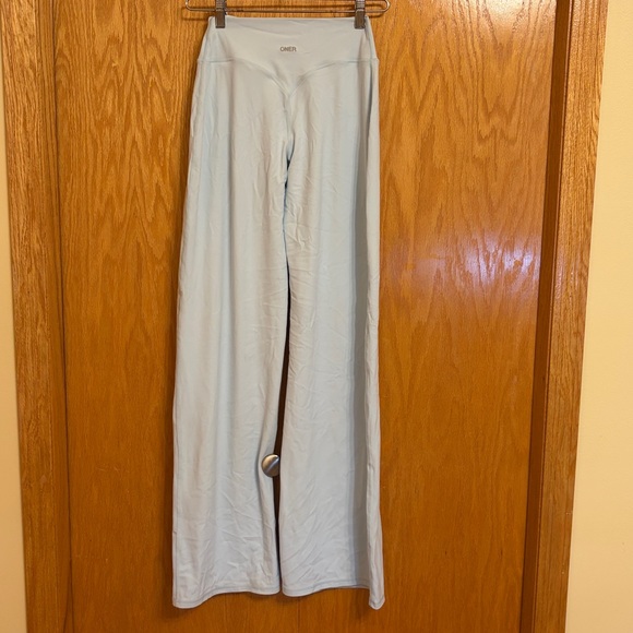 NWOT Oner Active SoftMotion Straight Leg Leggings Women's Size S Light Blue - Picture 6 of 7